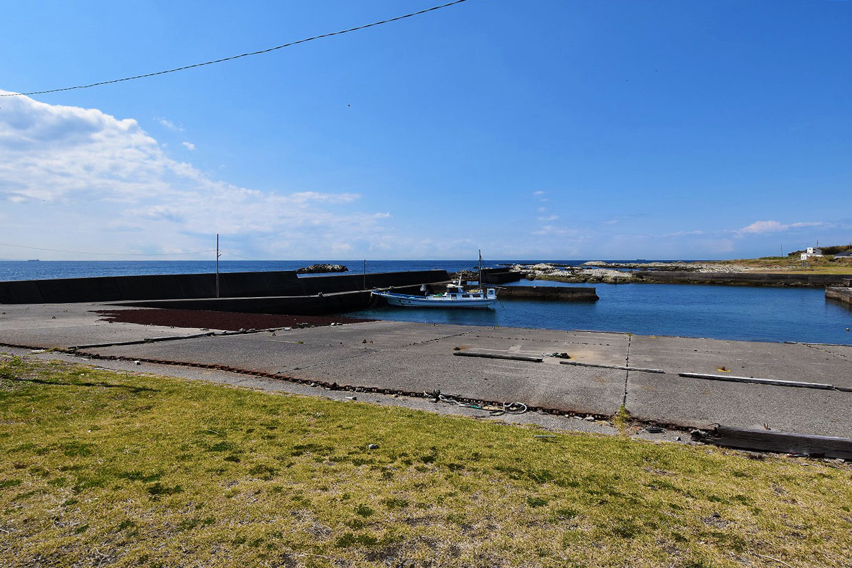 西川名　東栄建設