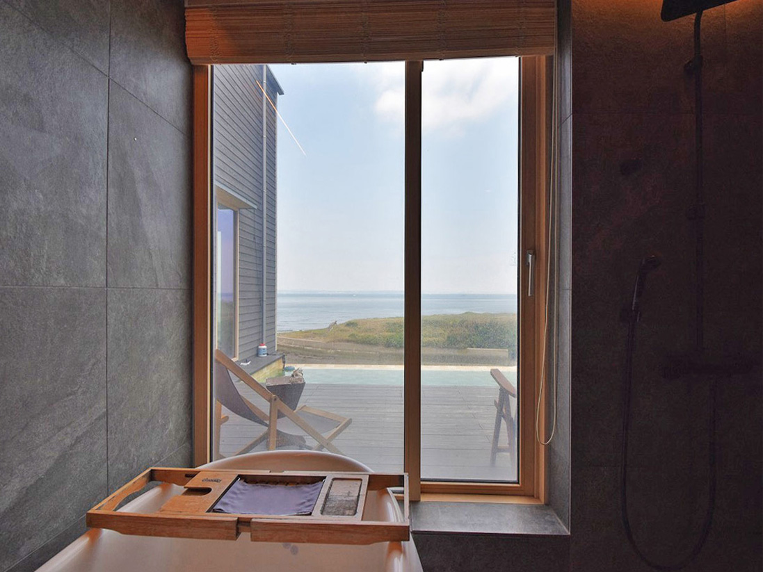 新舞子邸宅　浴室２