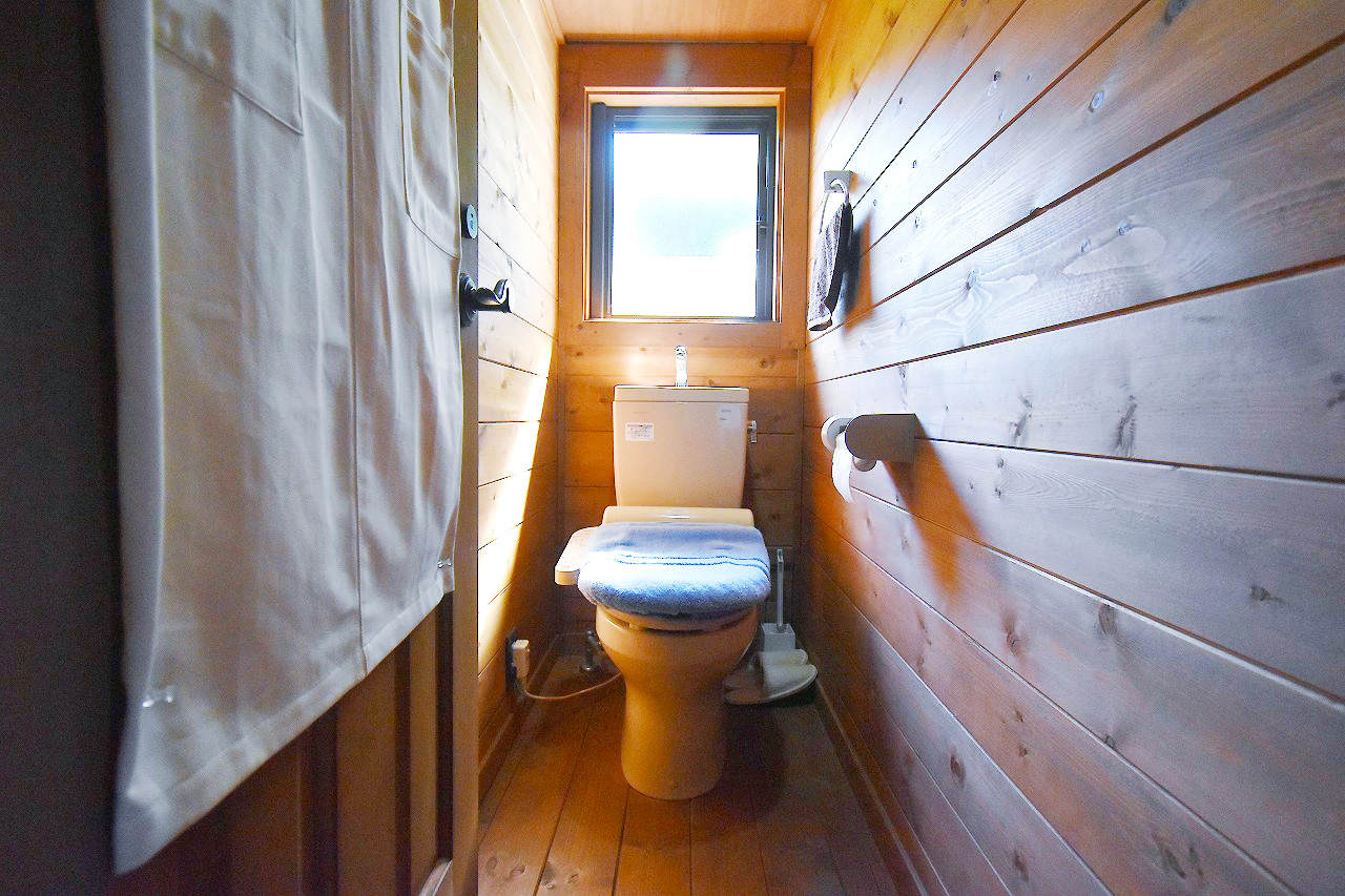 館山市見物ログハウス