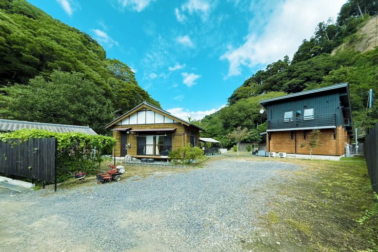 鋸南市井原ログハウス