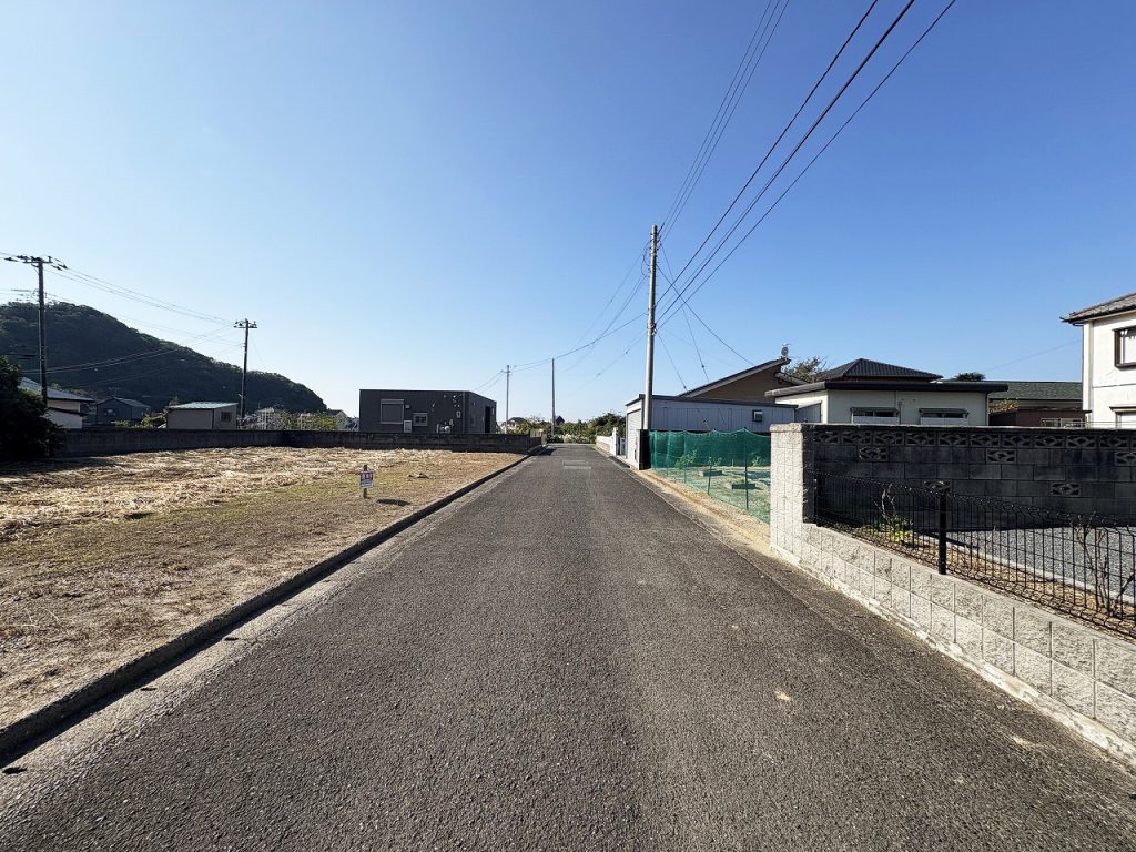 京田62坪 前面道路2