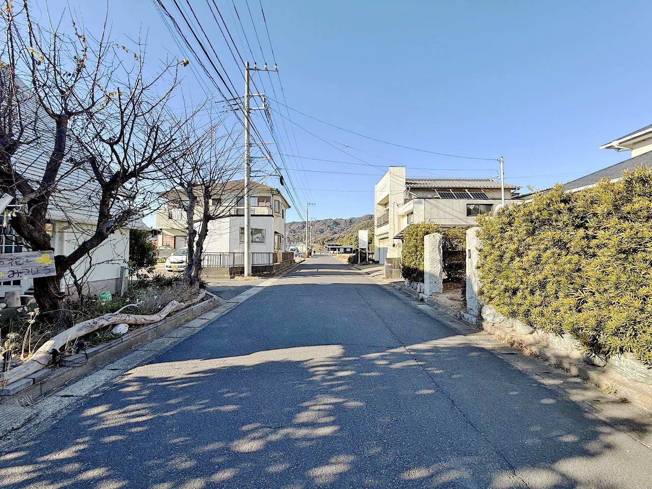 鋸南町保田264坪　メイン道路