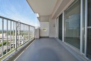 エスカール岩井808